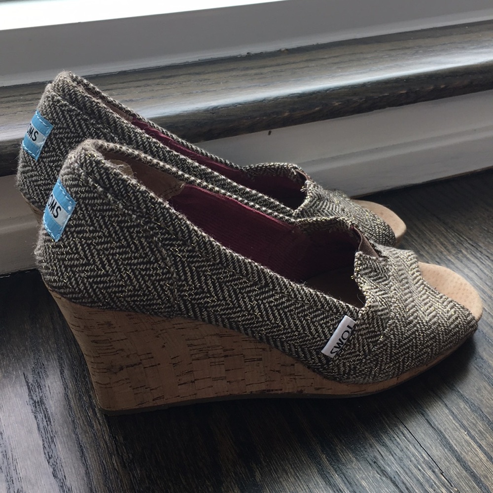 Toms wedges